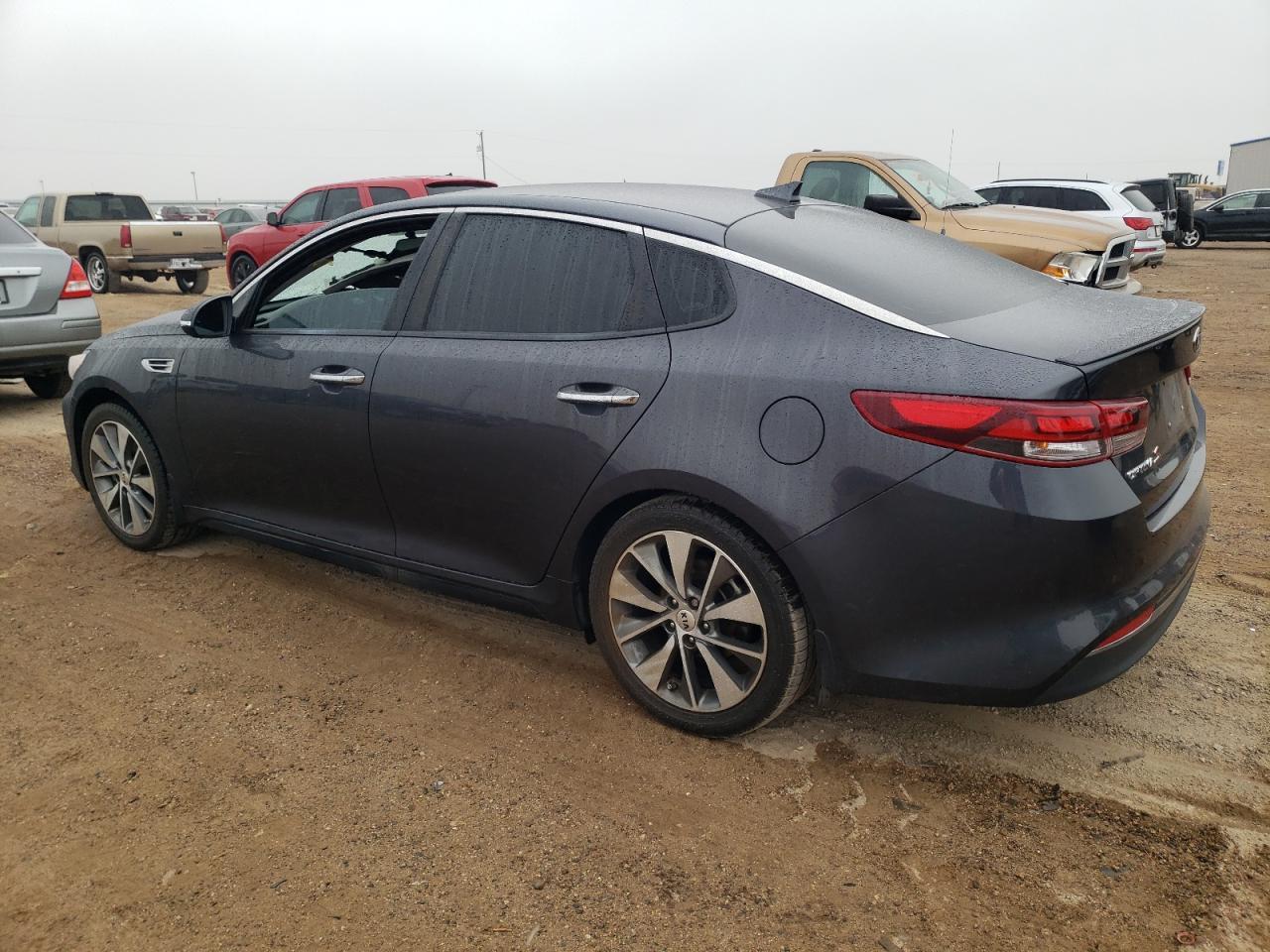 2018 Kia Optima S - Фото 2