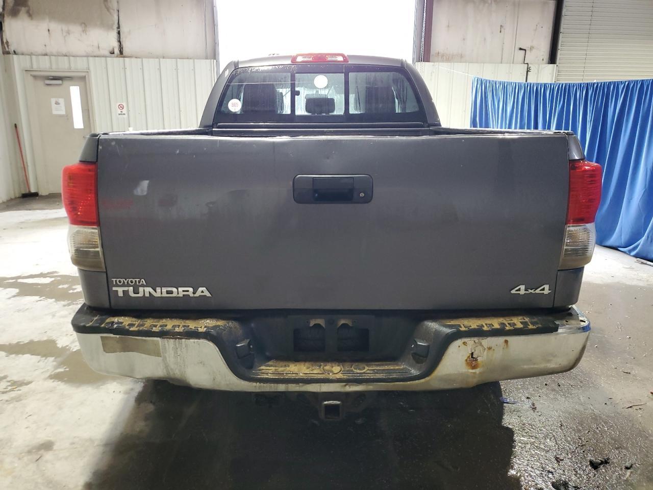 2011 Toyota Tundra Double Cab Sr5 - Фото 6