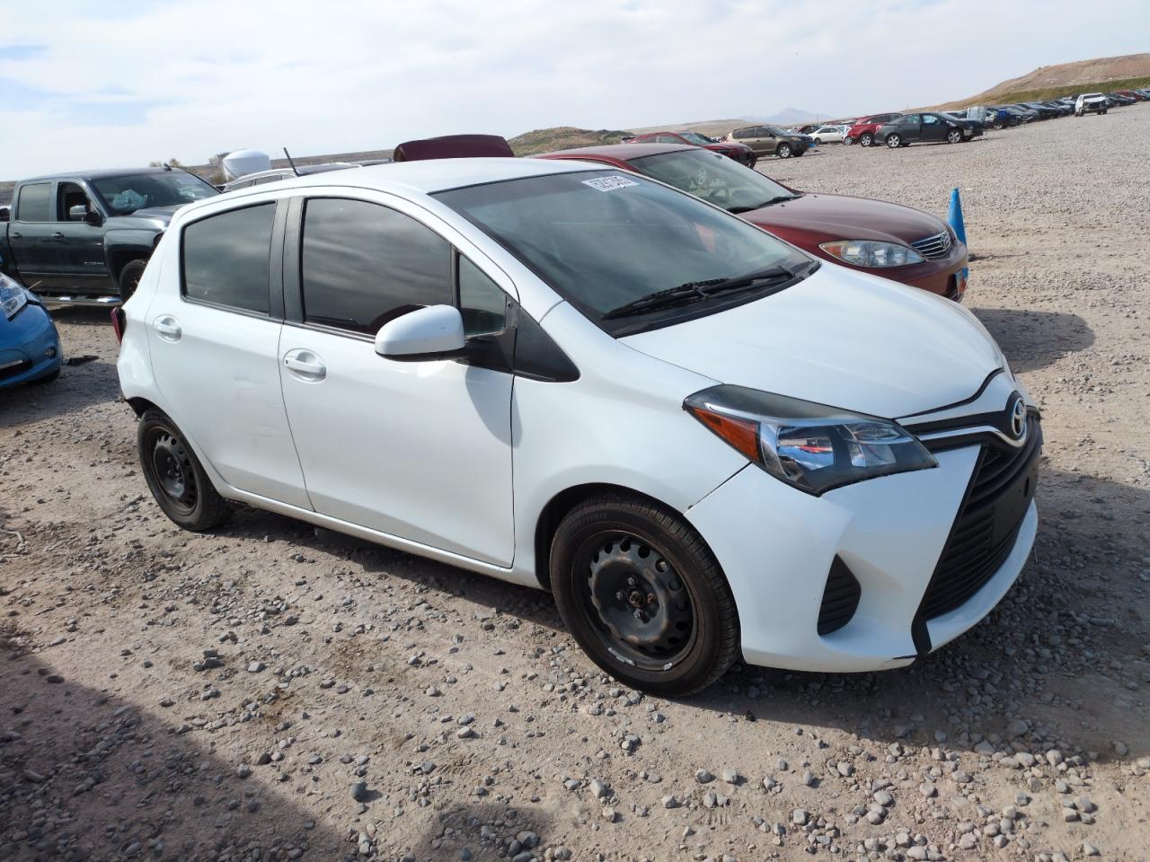2015 Toyota Yaris - Image 4