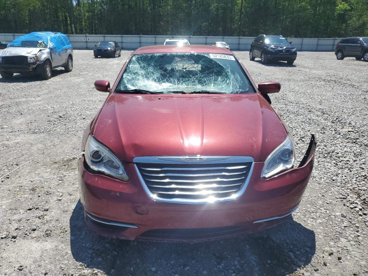 2014 Chrysler 200 Lx - Image 5