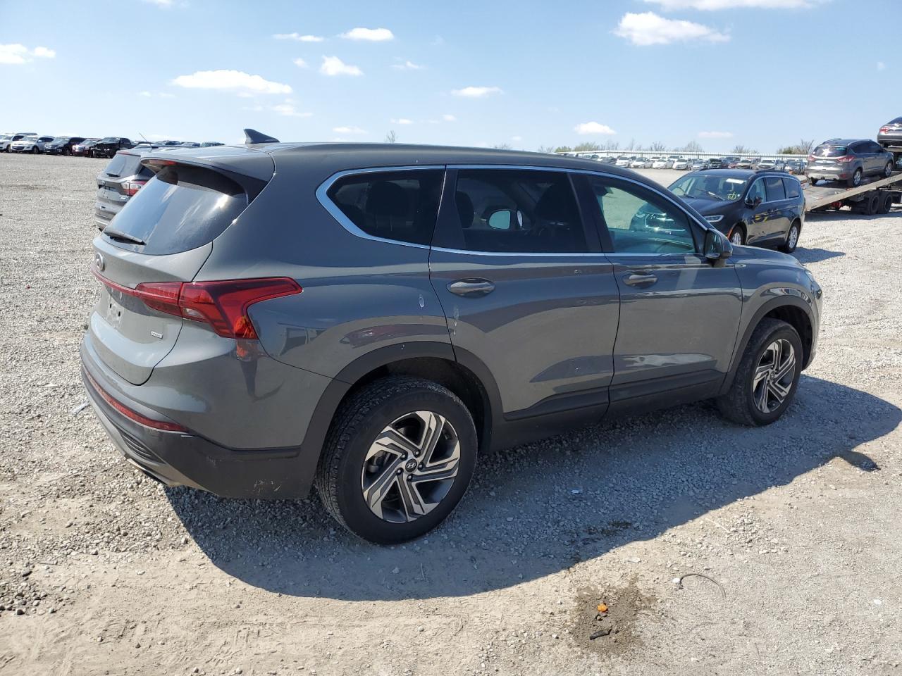 2021 Hyundai Santa Fe Se - Фото 3