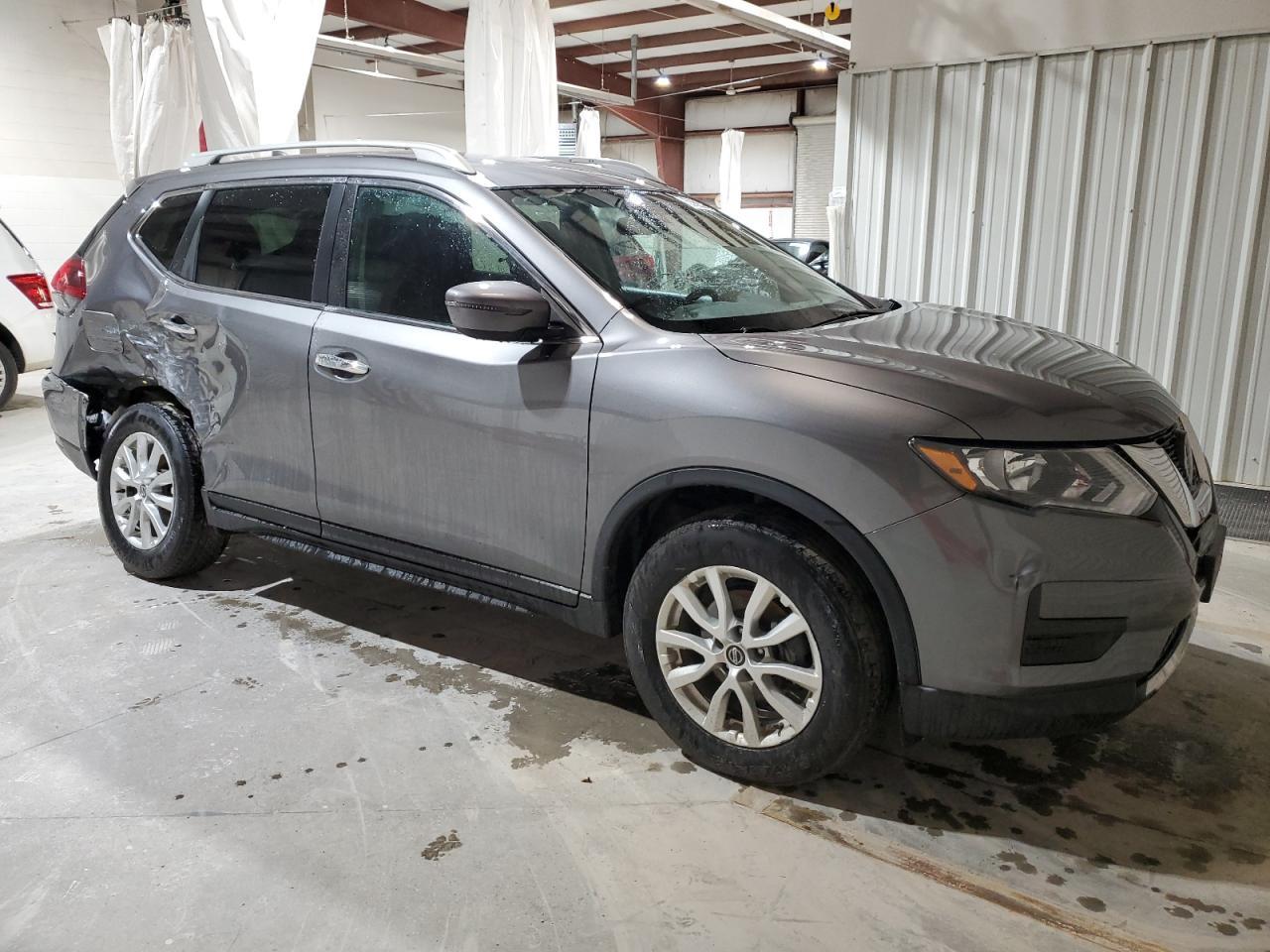 2020 Nissan Rogue S - Фото 4