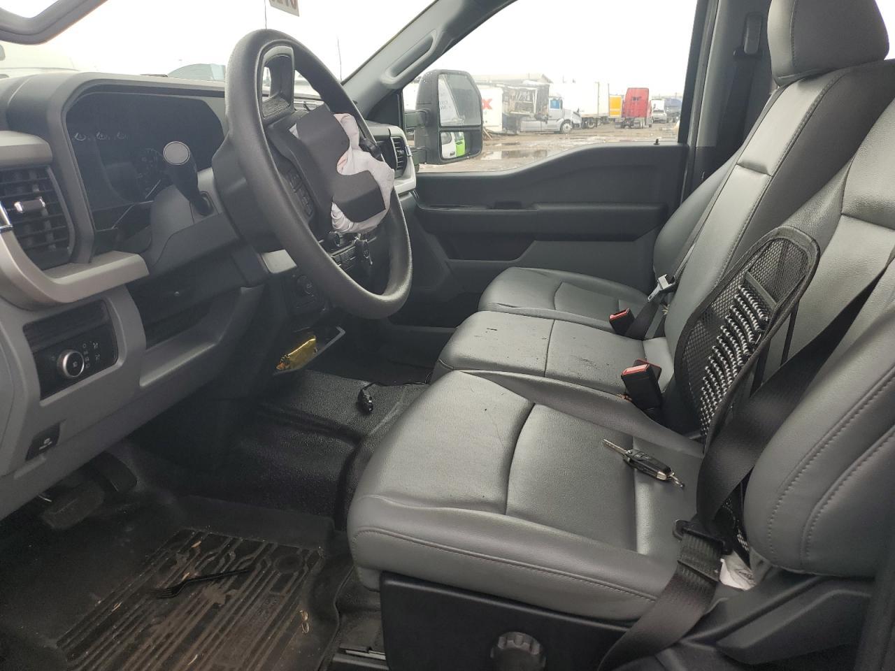 2023 Ford F350 Super Duty - Image 7