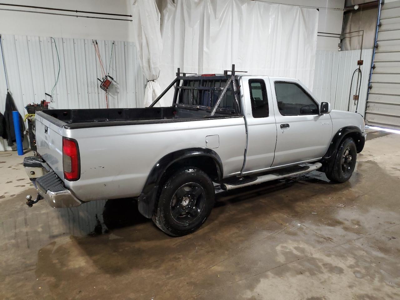 2000 Nissan Frontier King Cab Xe - Фото 3