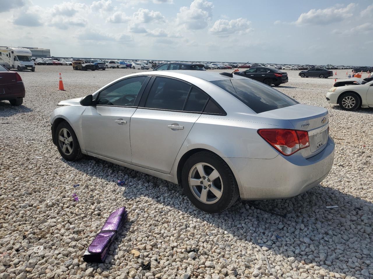 2016 Chevrolet Cruze Limited Ls - Фото 2