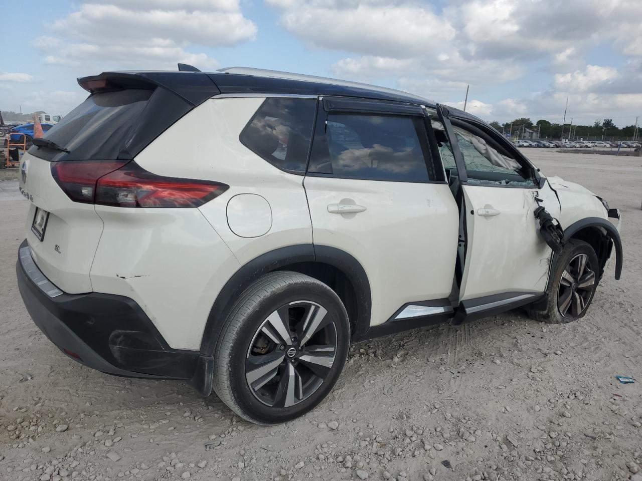 2021 Nissan Rogue Sl - Фото 3