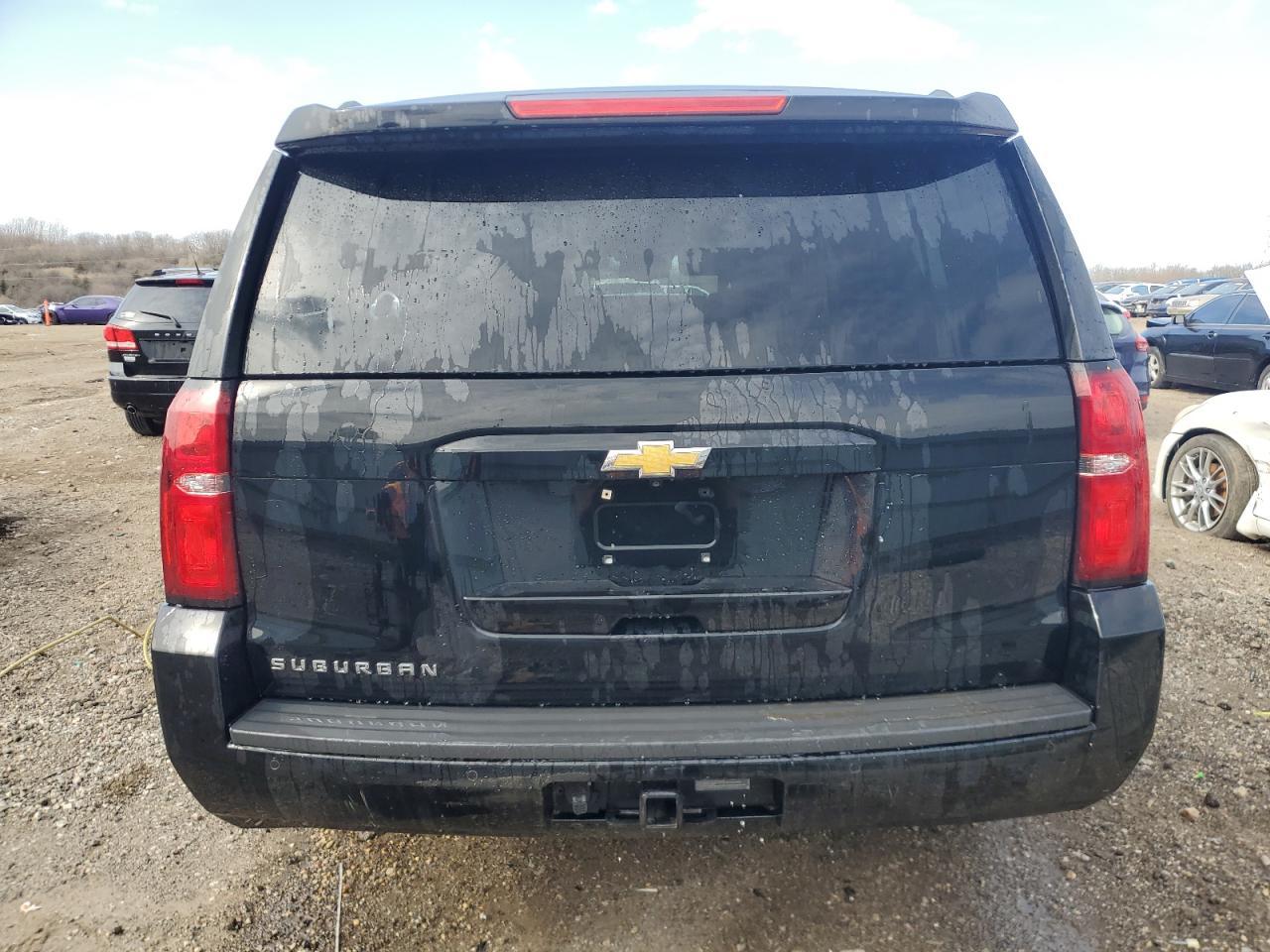 2020 Chevrolet Suburban K1500 Lt - Image 6