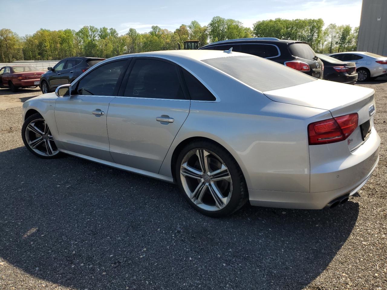 2014 Audi S8 Quattro - Image 2