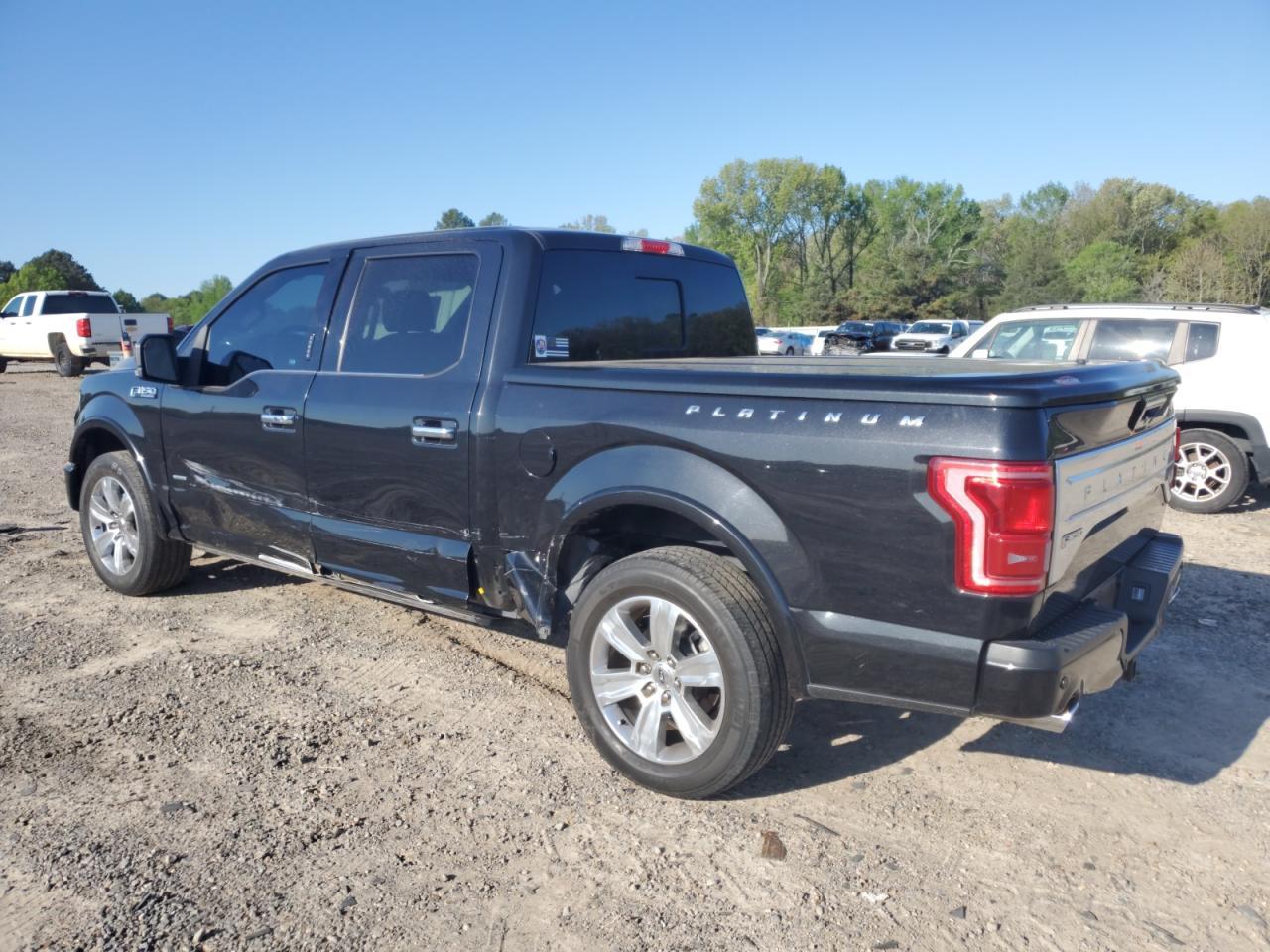 2015 Ford F150 Supercrew - Фото 2