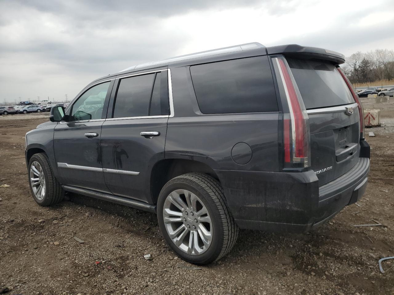 2017 Cadillac Escalade Premium Luxury - Image 2