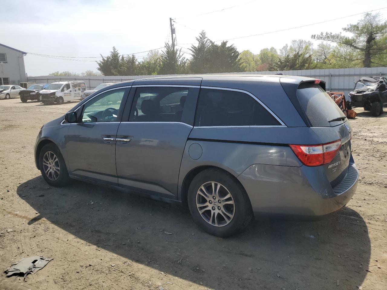 2011 Honda Odyssey Exl - Фото 2