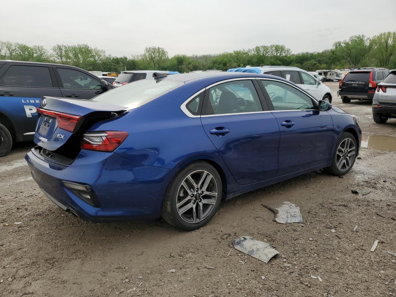 2021 Kia Forte Ex - Фото 3