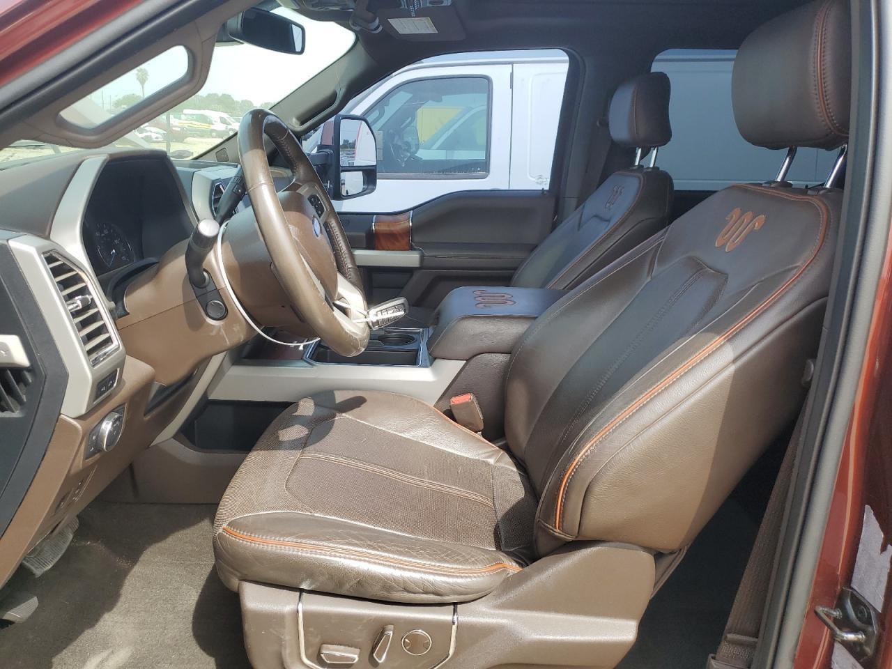 2017 Ford F350 Super Duty - Image 7