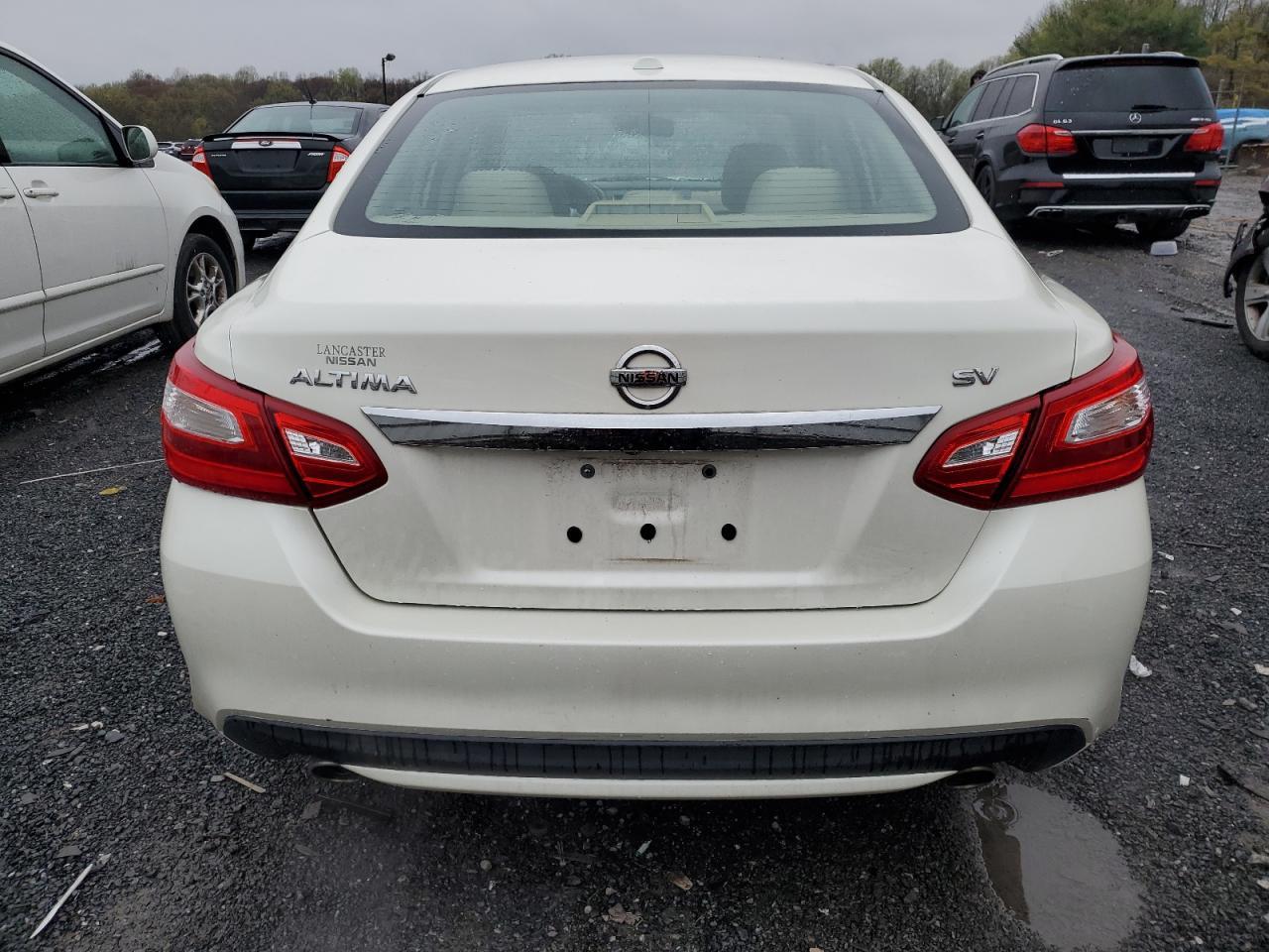 2017 Nissan Altima 2.5 - Image 6