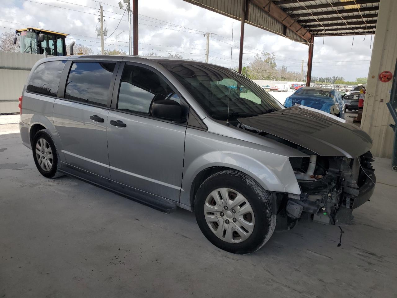 2019 Dodge Grand Caravan Se - Фото 4