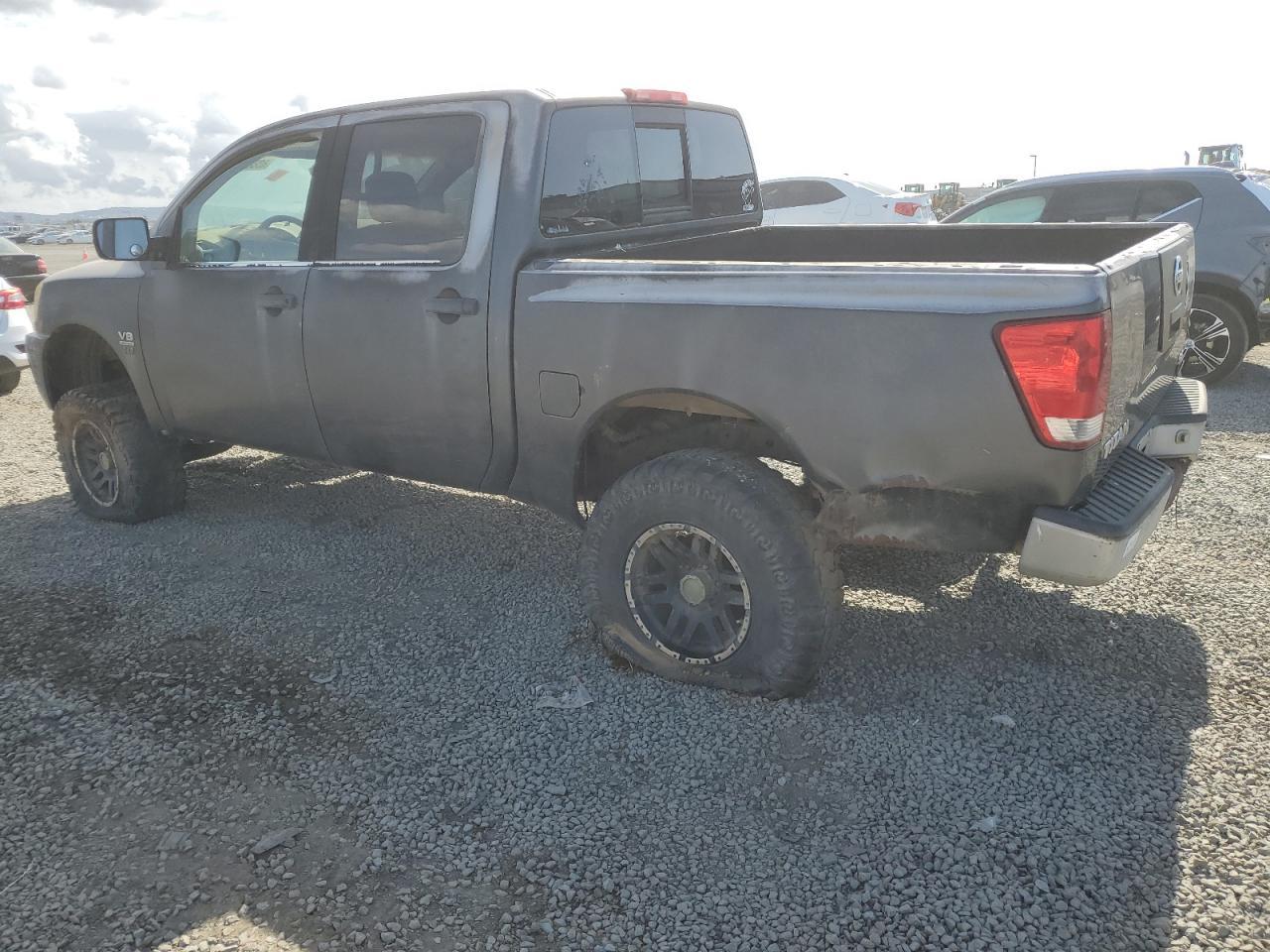 2004 Nissan Titan Xe - Image 2