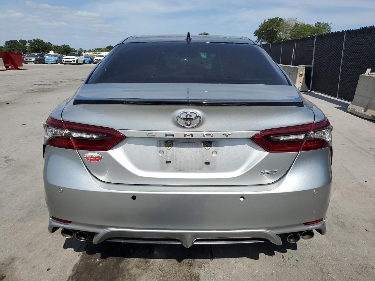 2021 Toyota Camry Xse - Фото 6