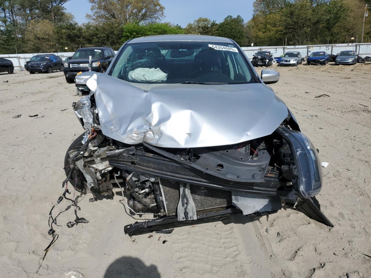 2016 Nissan Sentra S - Фото 5