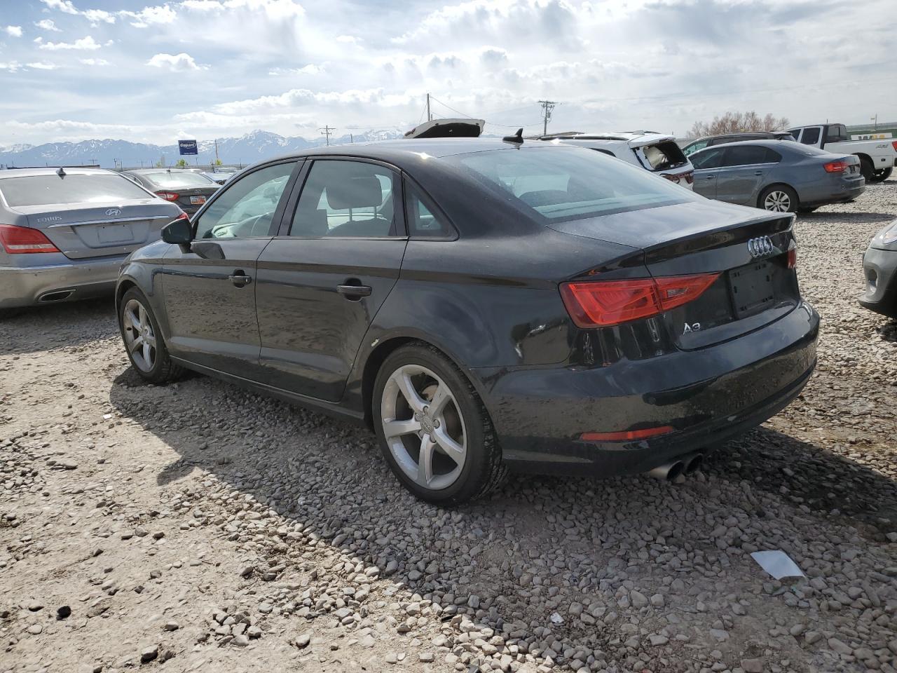 2016 Audi A3 Premium - Фото 2