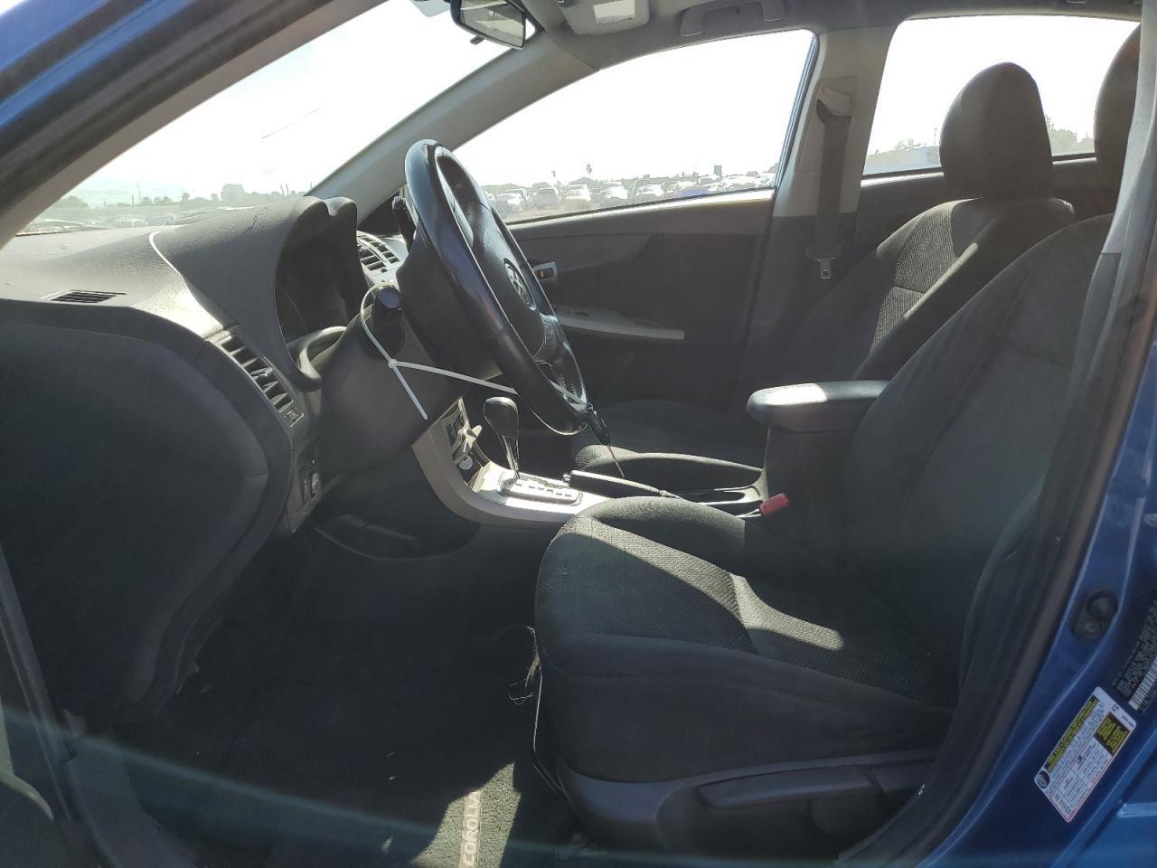 2010 Toyota Corolla Base - Фото 7