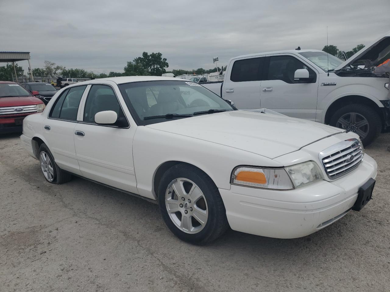 2011 Ford Crown Victoria Lx - Фото 4
