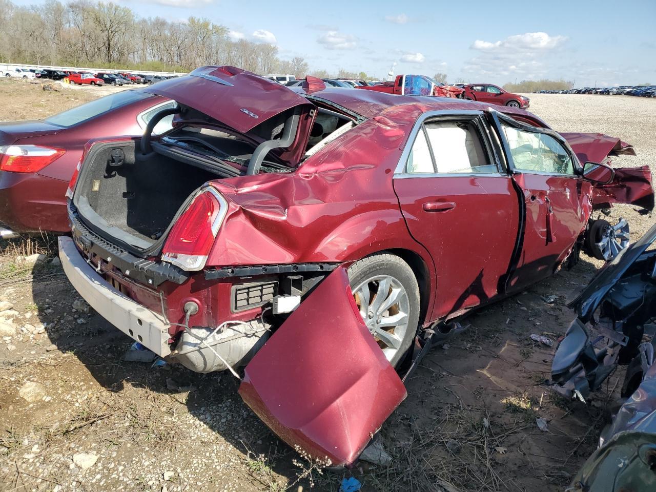 2017 Chrysler 300 Limited - Фото 5