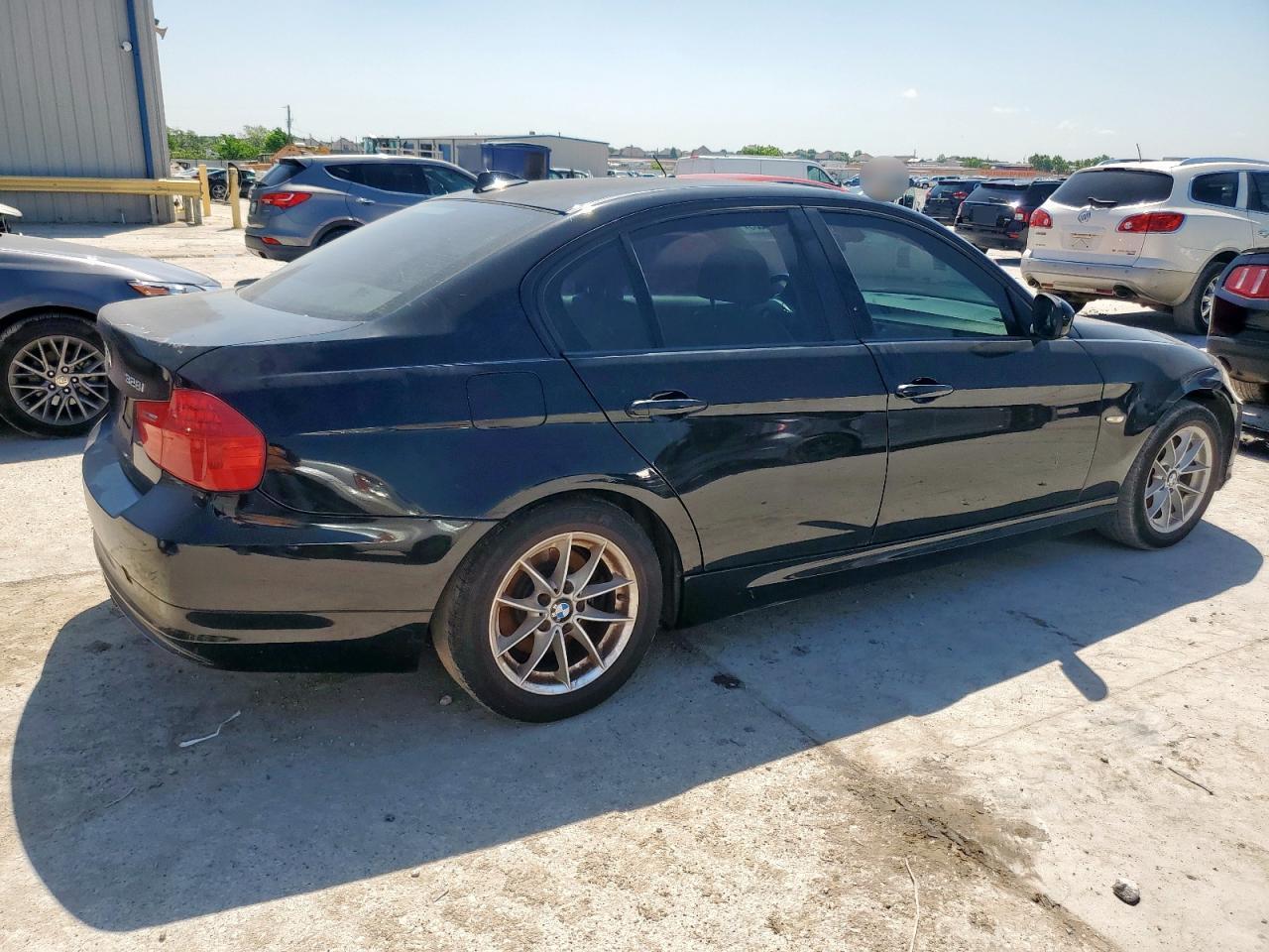 2011 BMW 328 I - Фото 3