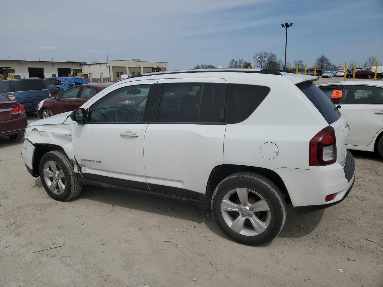 2015 Jeep Compass Sport - Фото 2