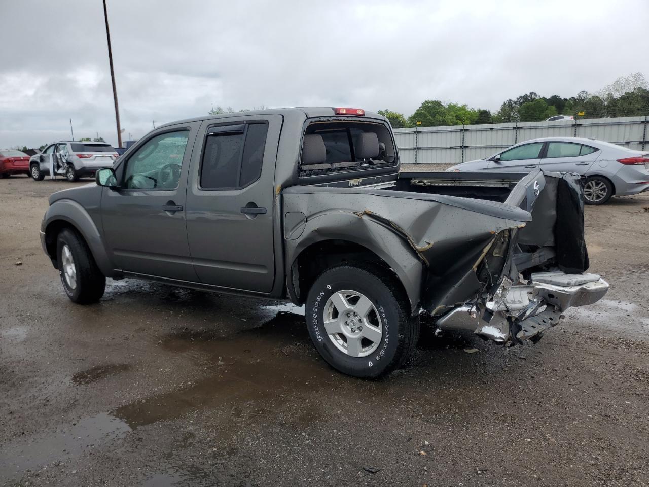2006 Nissan Frontier Crew Cab Le - Image 2