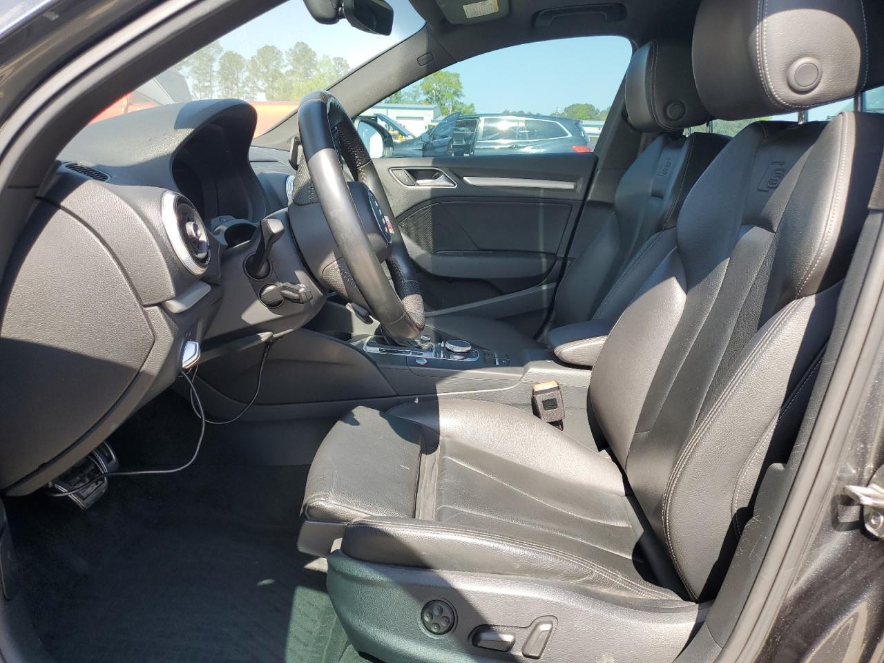 2017 Audi S3 Premium Plus - Фото 7