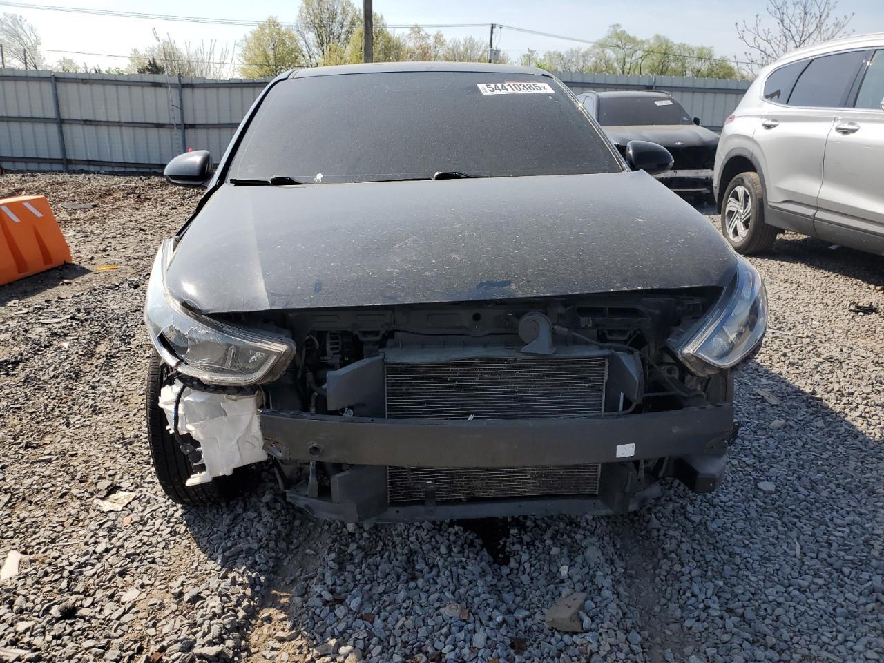 2021 Hyundai Accent Se - Фото 5