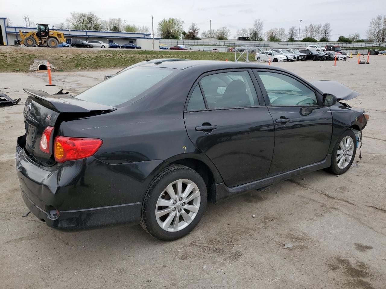 2010 Toyota Corolla Base - Фото 3