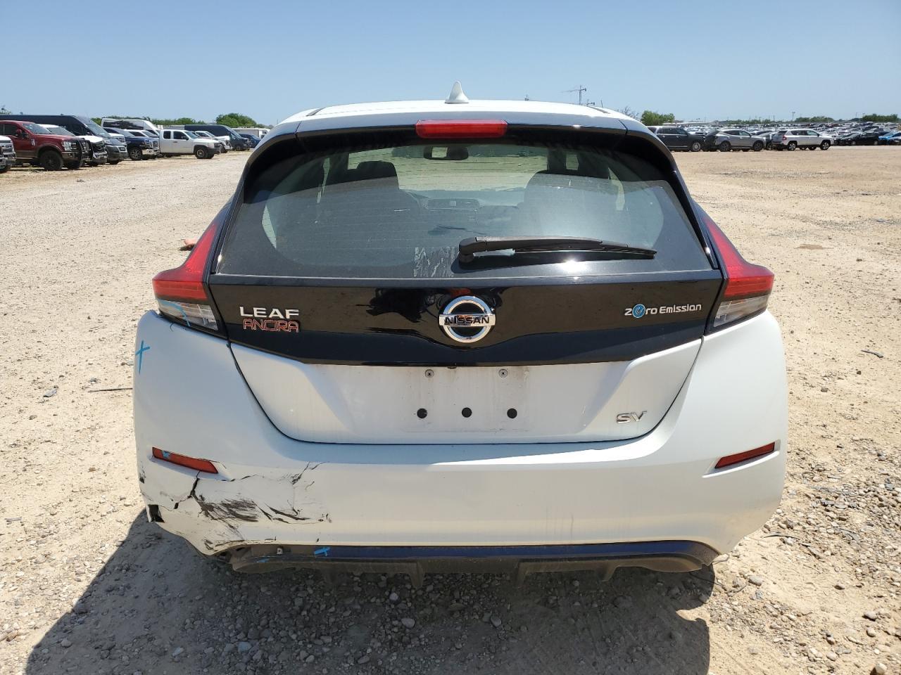 2018 Nissan Leaf S - Фото 6