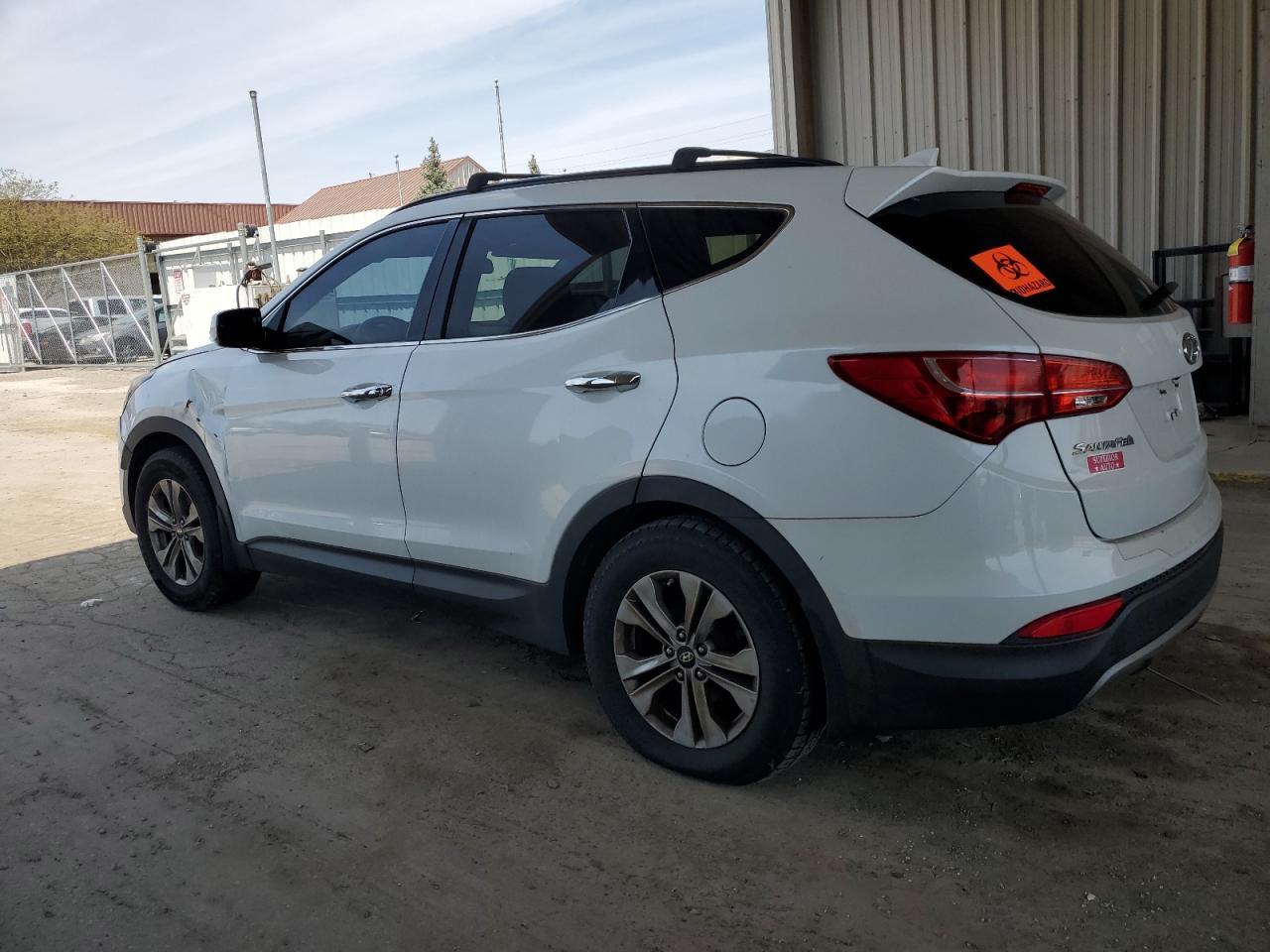 2016 Hyundai Santa Fe Sport - Image 2