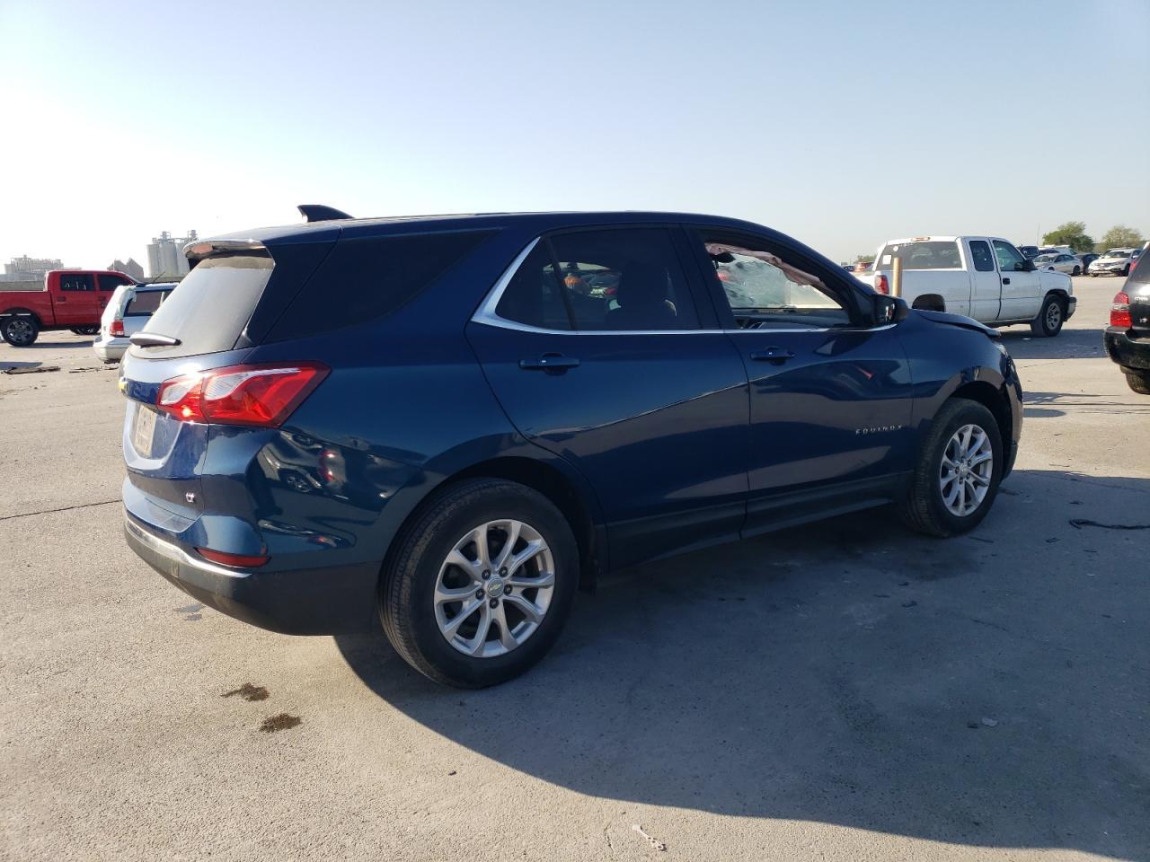 2019 Chevrolet Equinox Lt - Image 3