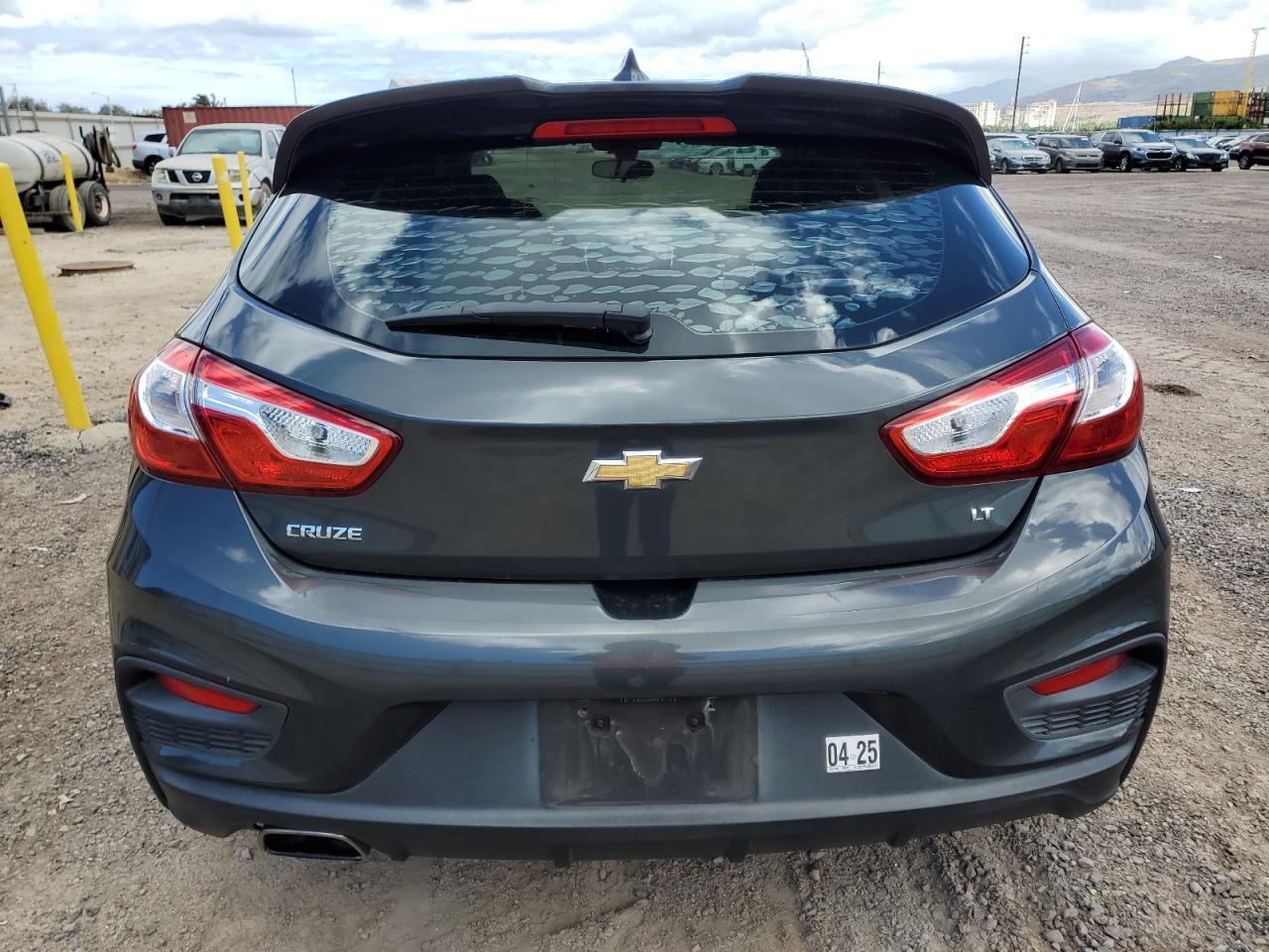 2018 Chevrolet Cruze Lt - Image 6