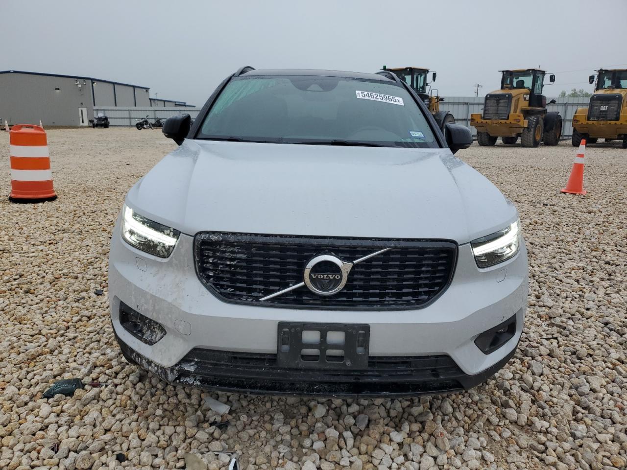 2021 Volvo Xc40 T5 R-Design - Фото 5