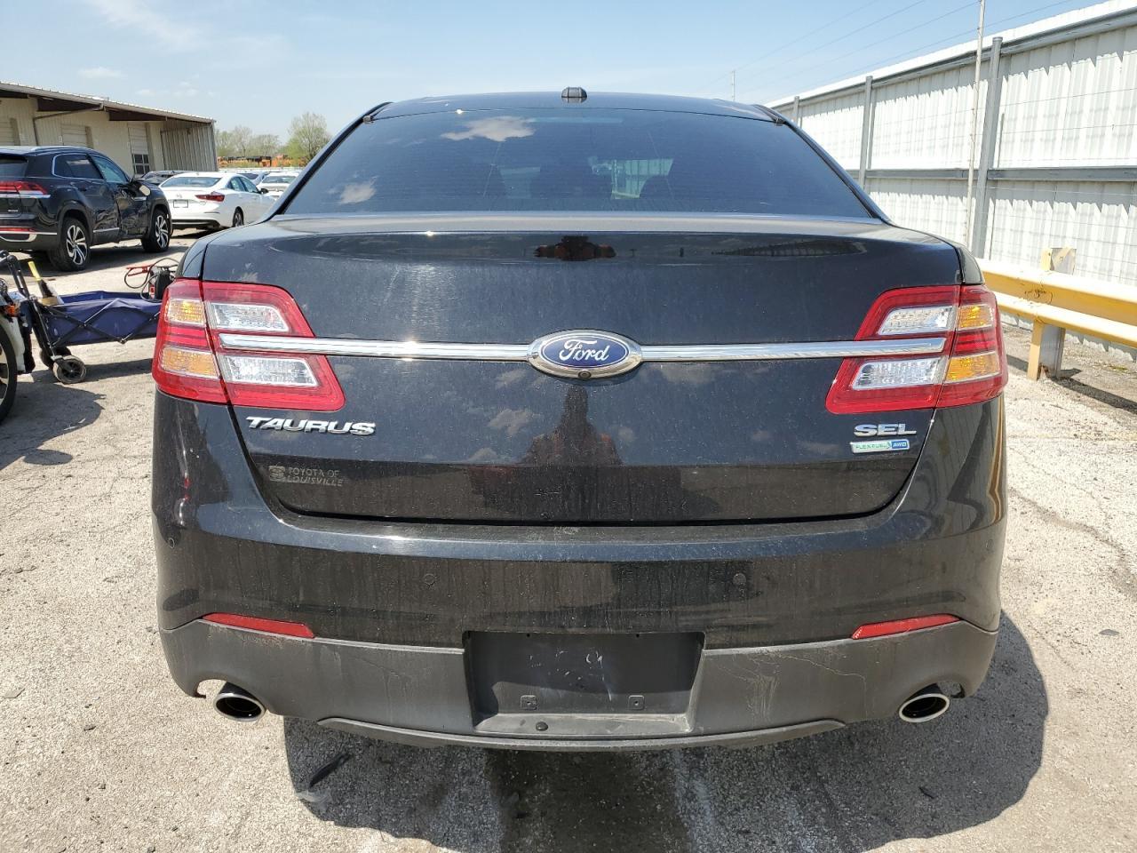 2019 Ford Taurus Sel - Фото 6