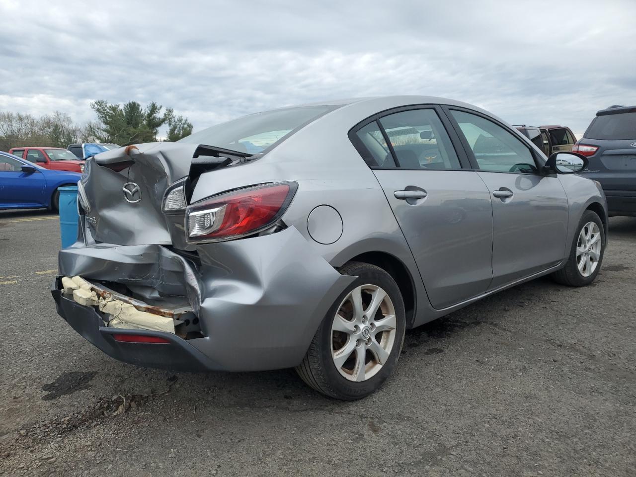 2011 Mazda 3 I - Фото 3