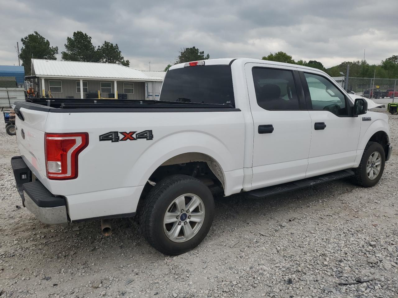 2017 Ford F150 Supercrew - Image 3