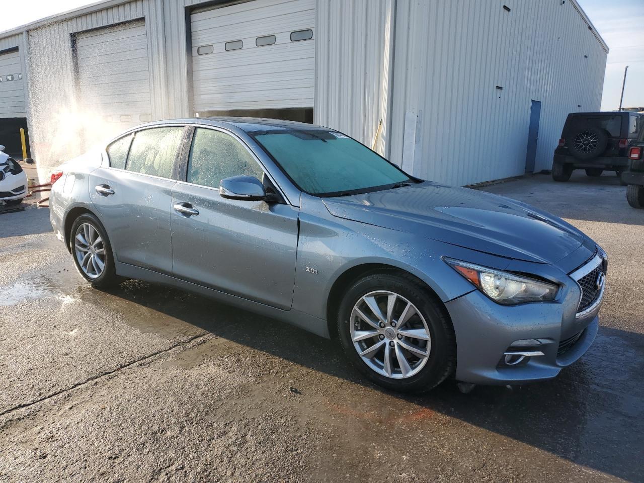 2017 Infiniti Q50 Premium - Фото 4