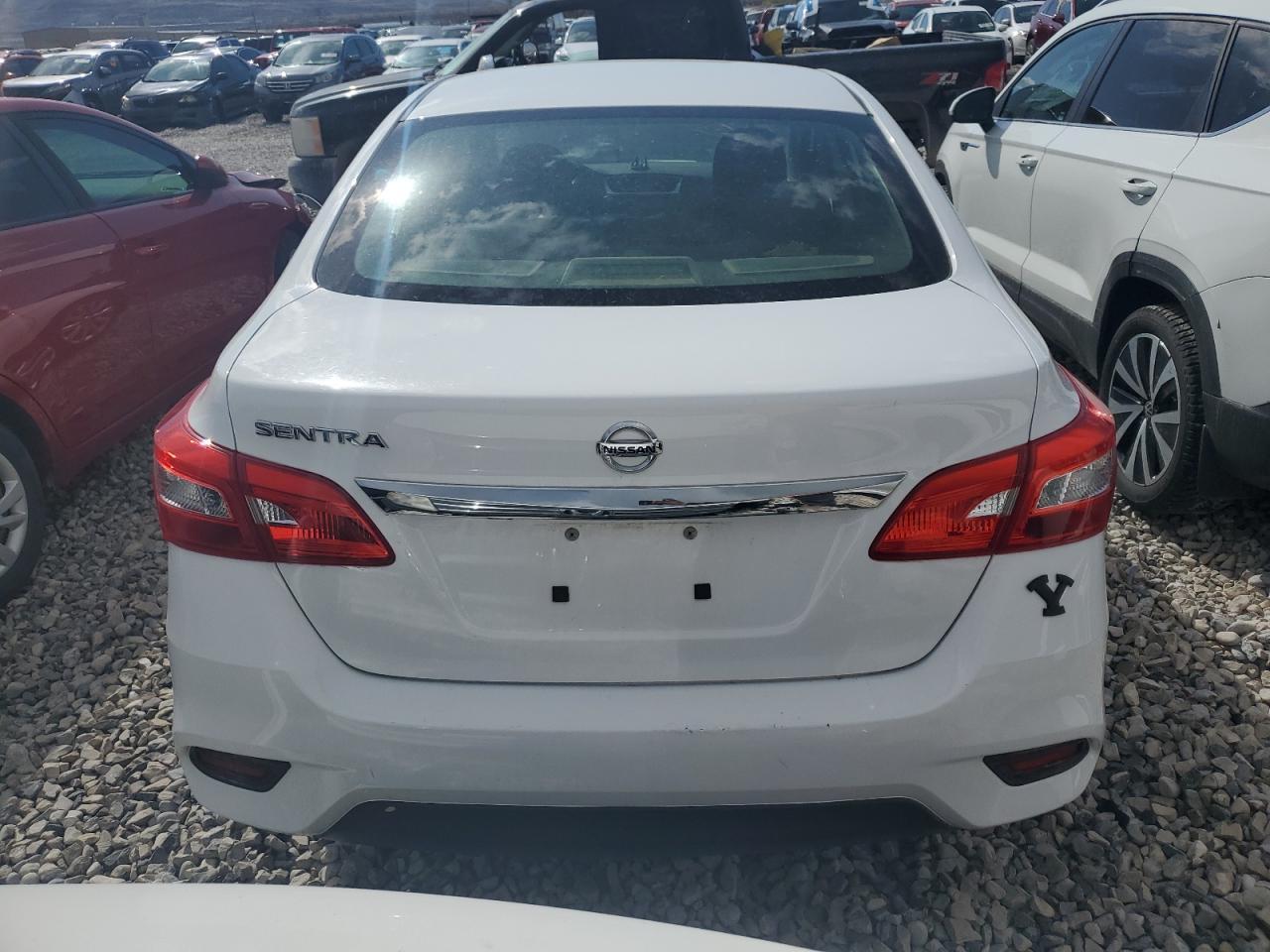 2018 Nissan Sentra S - Image 6