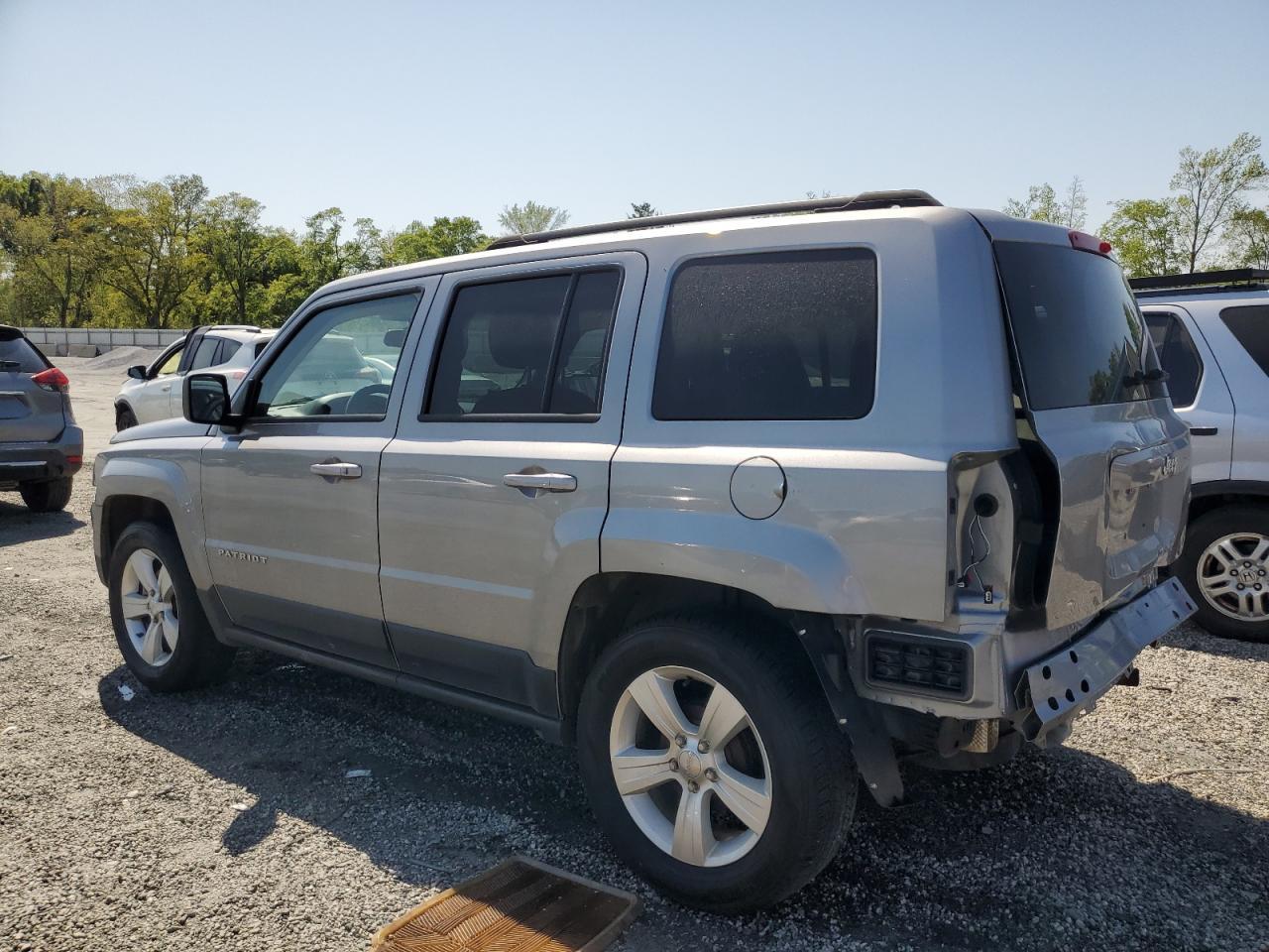 2016 Jeep Patriot Latitude - Фото 2
