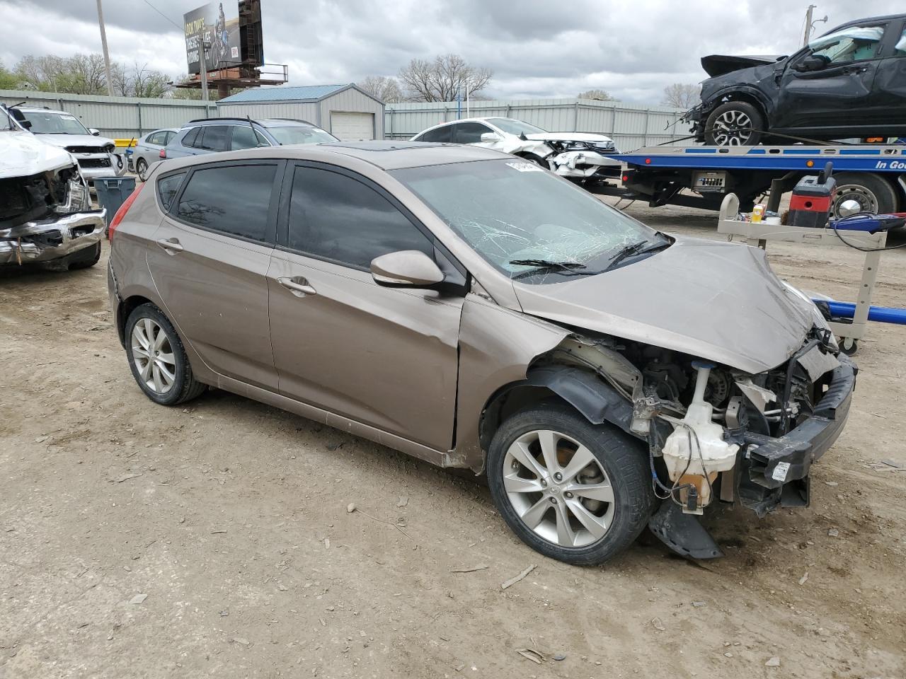 2014 Hyundai Accent Gls - Фото 4