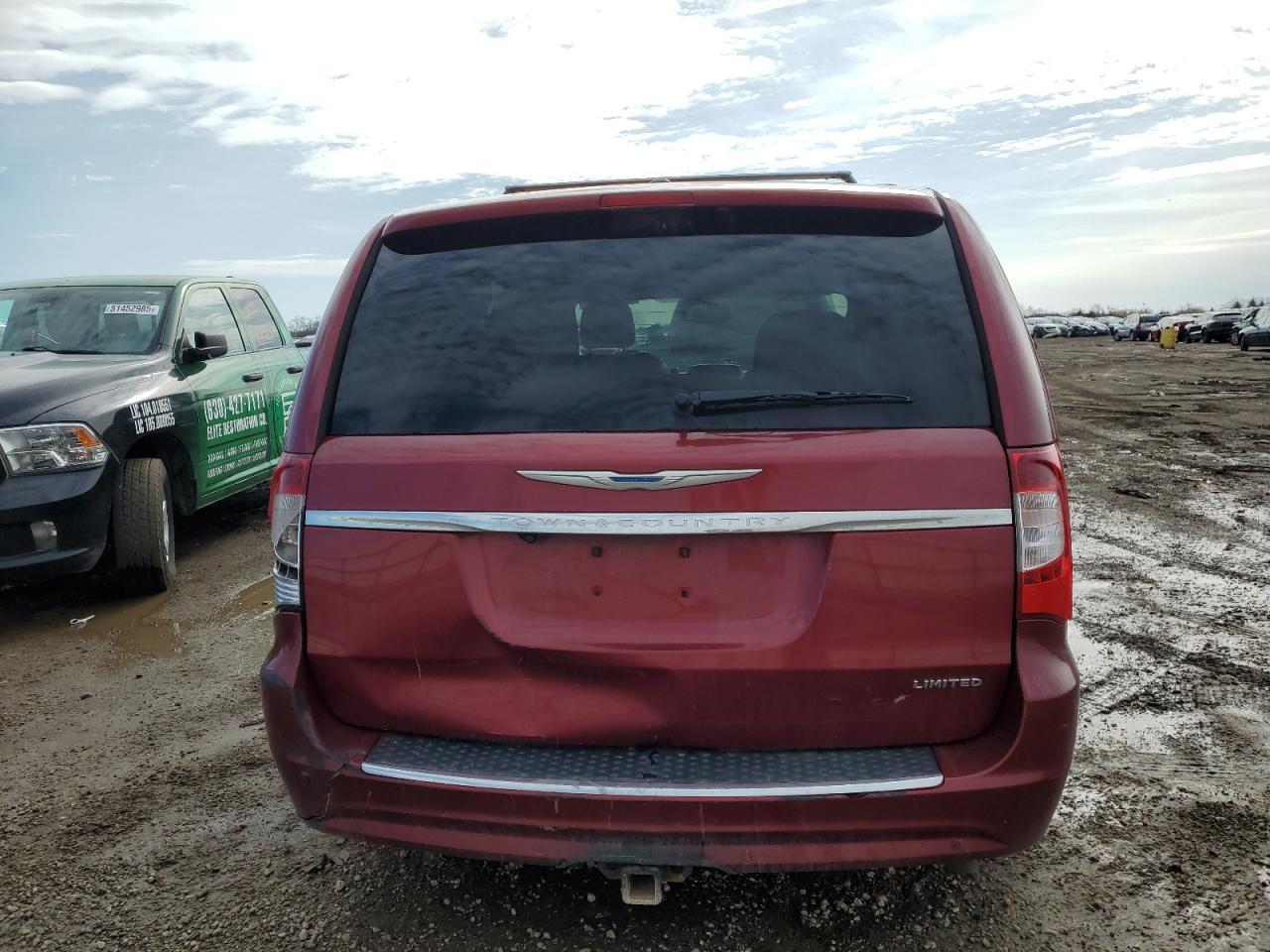 2013 Chrysler Town & Country Limited - Фото 6