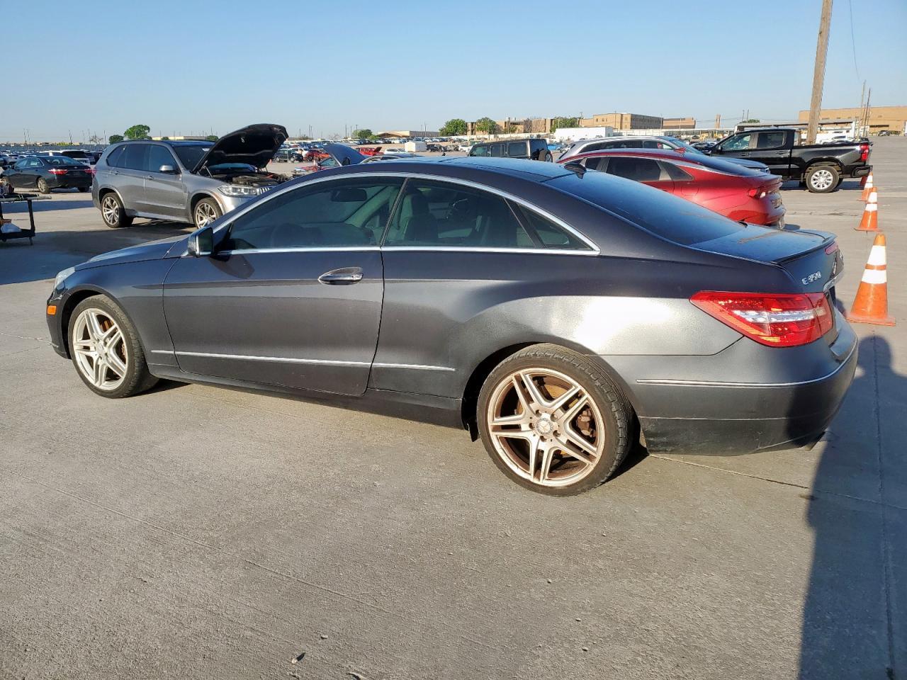 2013 Mercedes-Benz E 350 4Matic - Image 2