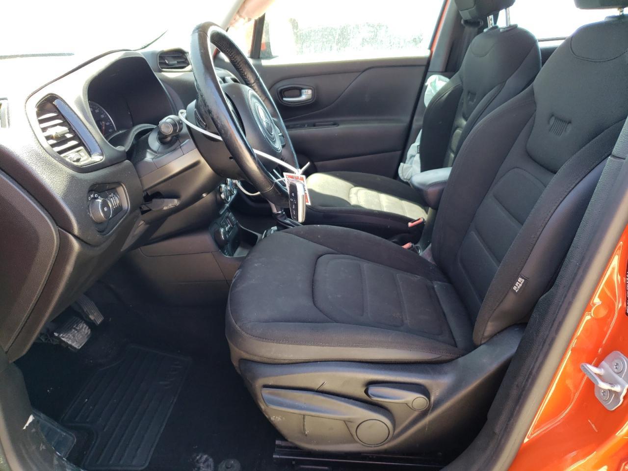 2017 Jeep Renegade Latitude - Image 7