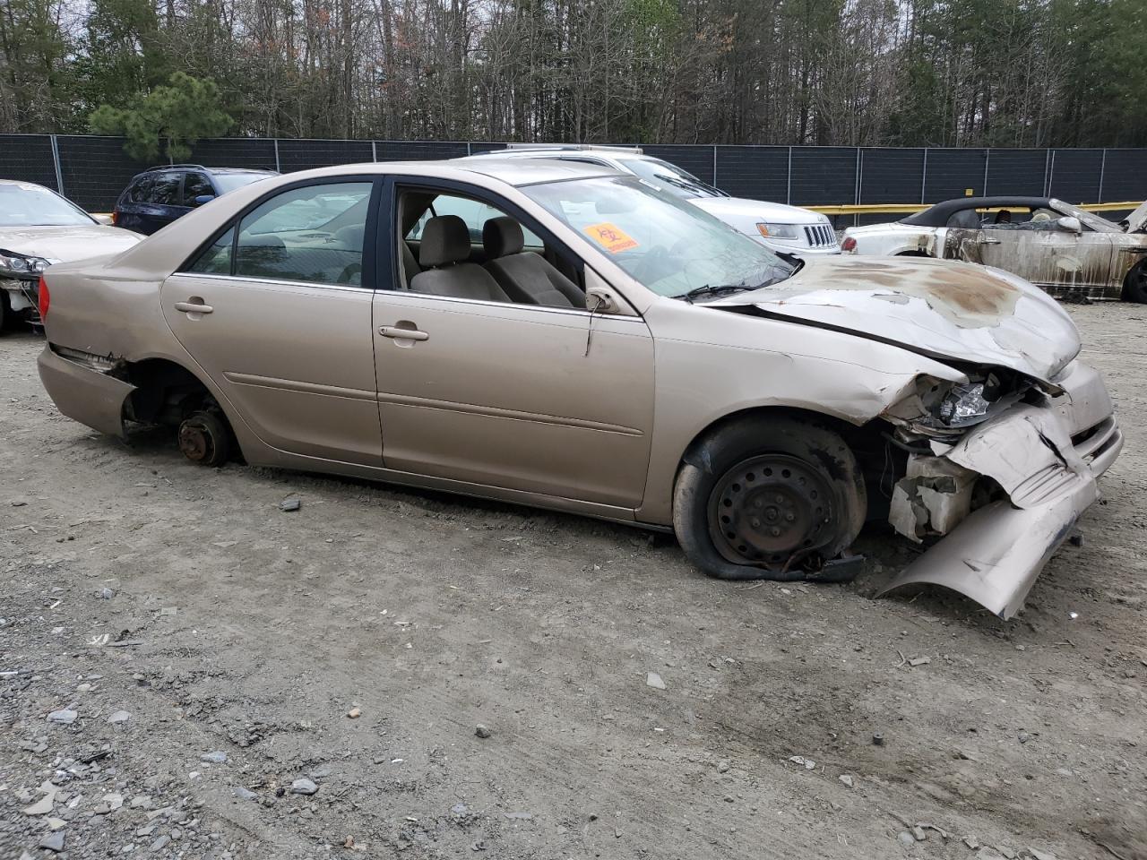 2004 Toyota Camry Le - Фото 4