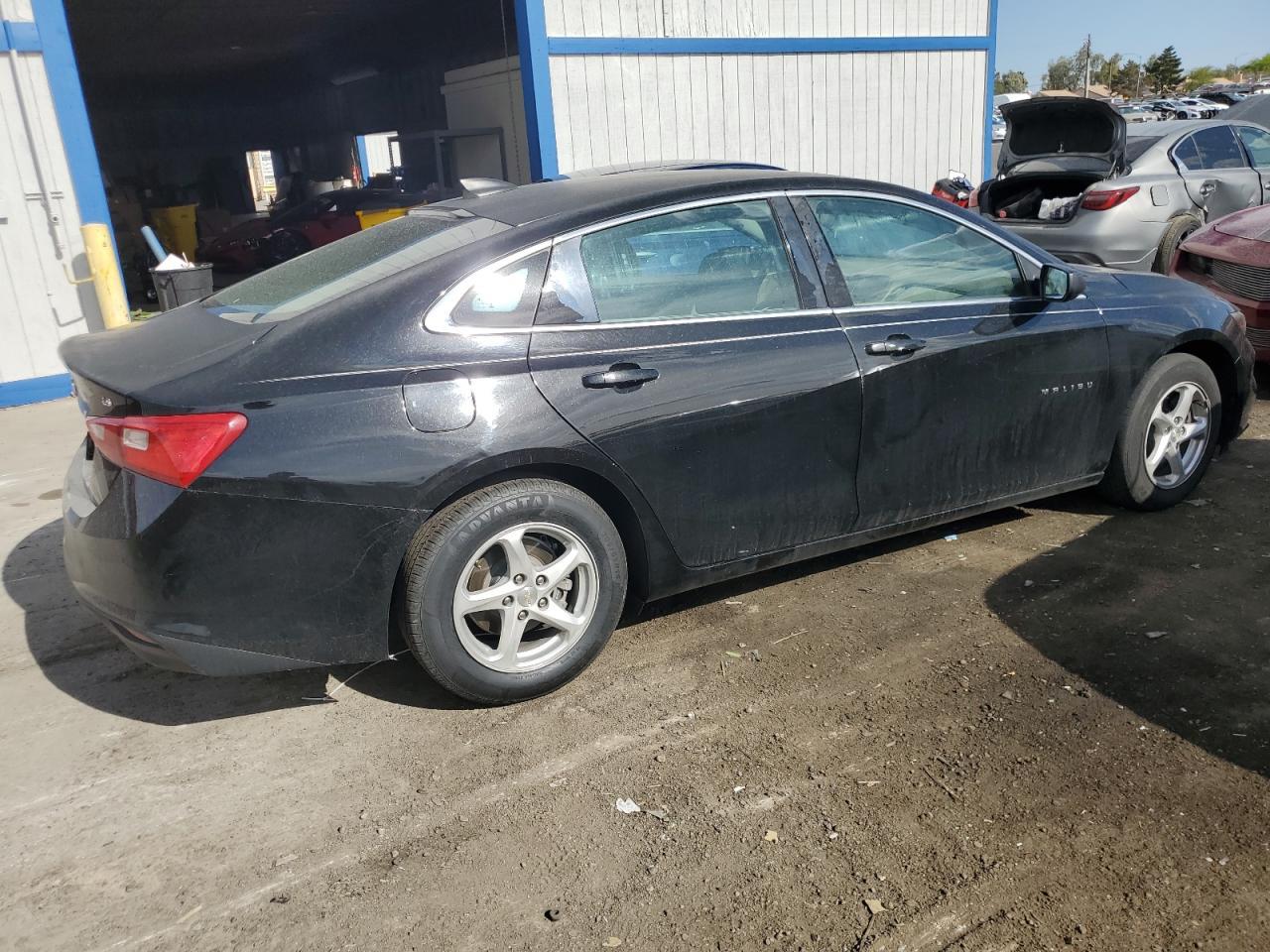 2016 Chevrolet Malibu Ls - Image 3