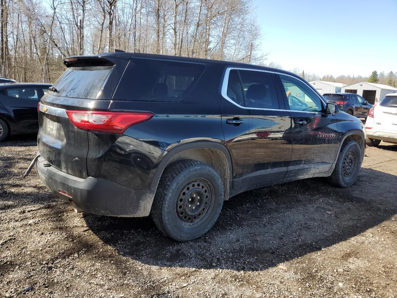 2019 Chevrolet Traverse Ls - Image 3